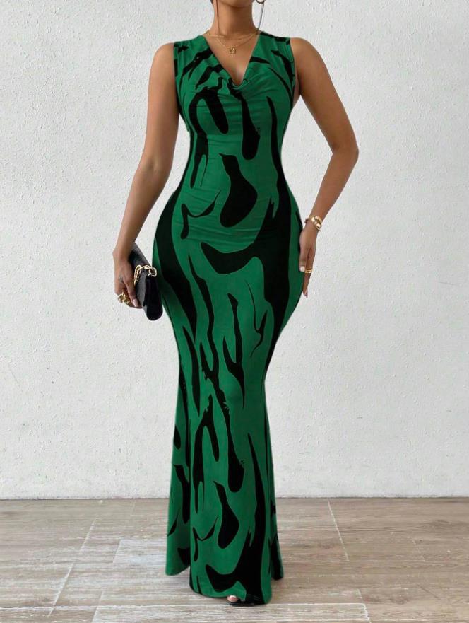 Weliya V-Neck Pullover Dress with 3D Print