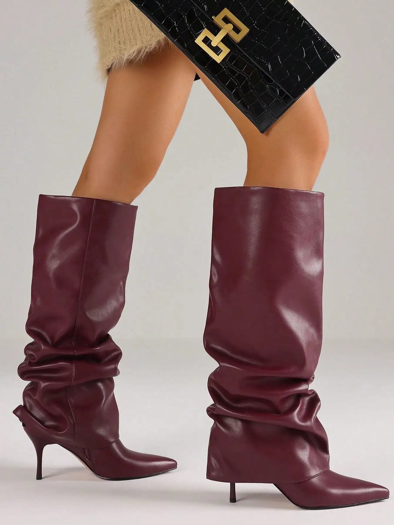 S385a2ea8216d483daac3c25377a800ebe