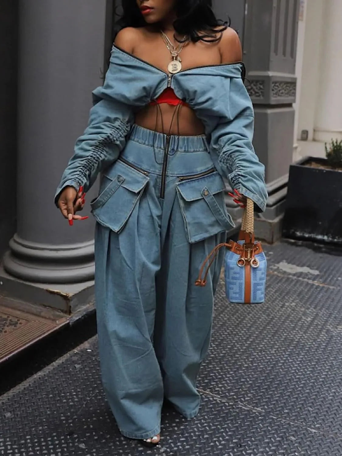 S890c418682544fd6bdb9d06b33cebb7bi