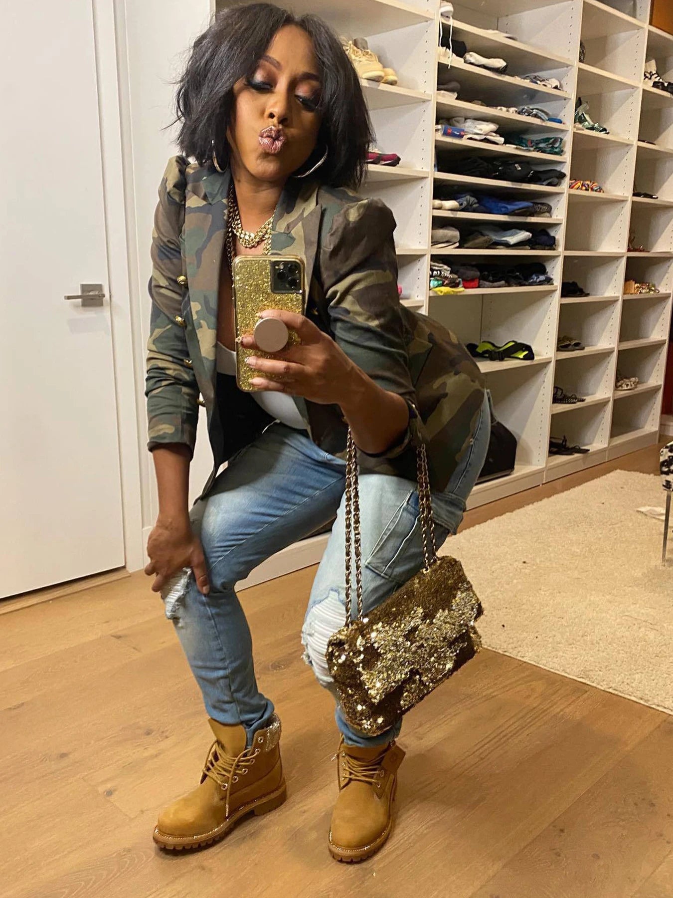 See17ec10b04749d8a1b2bbc1c832c0b2x